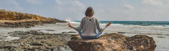 Mit richtiger Bekleidung und Vorbereitung klappt auch Yoga
